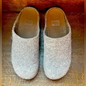 FitFlop Women's Shuv Felt Slipper Clog (size W9)